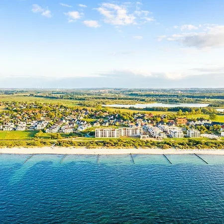 Waterkant Suites Otel *