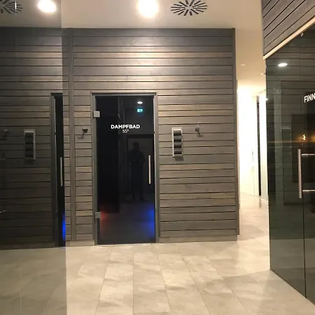 Waterkant Suites Otel *